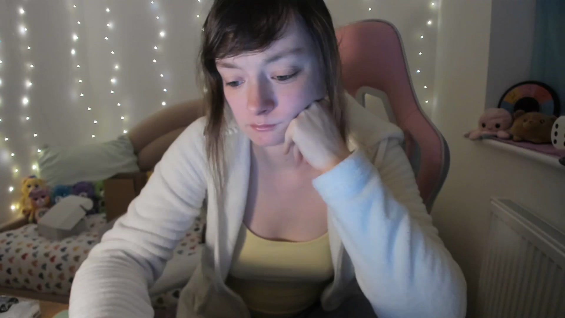 Gallery image thumbnail from JessieBear_'s myfreecams stream on, 01/29/2024, 17:56 image 12 of 20