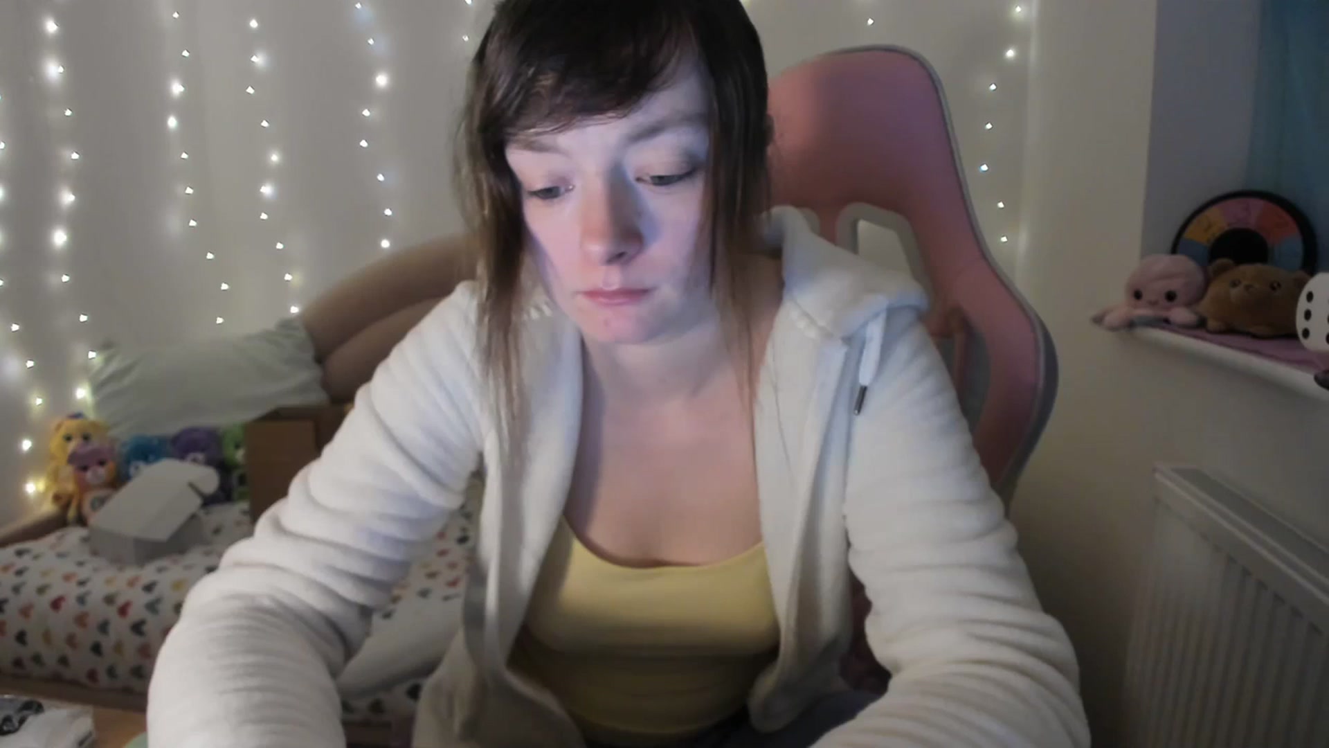 Gallery image thumbnail from JessieBear_'s myfreecams stream on, 01/29/2024, 17:56 image 11 of 20