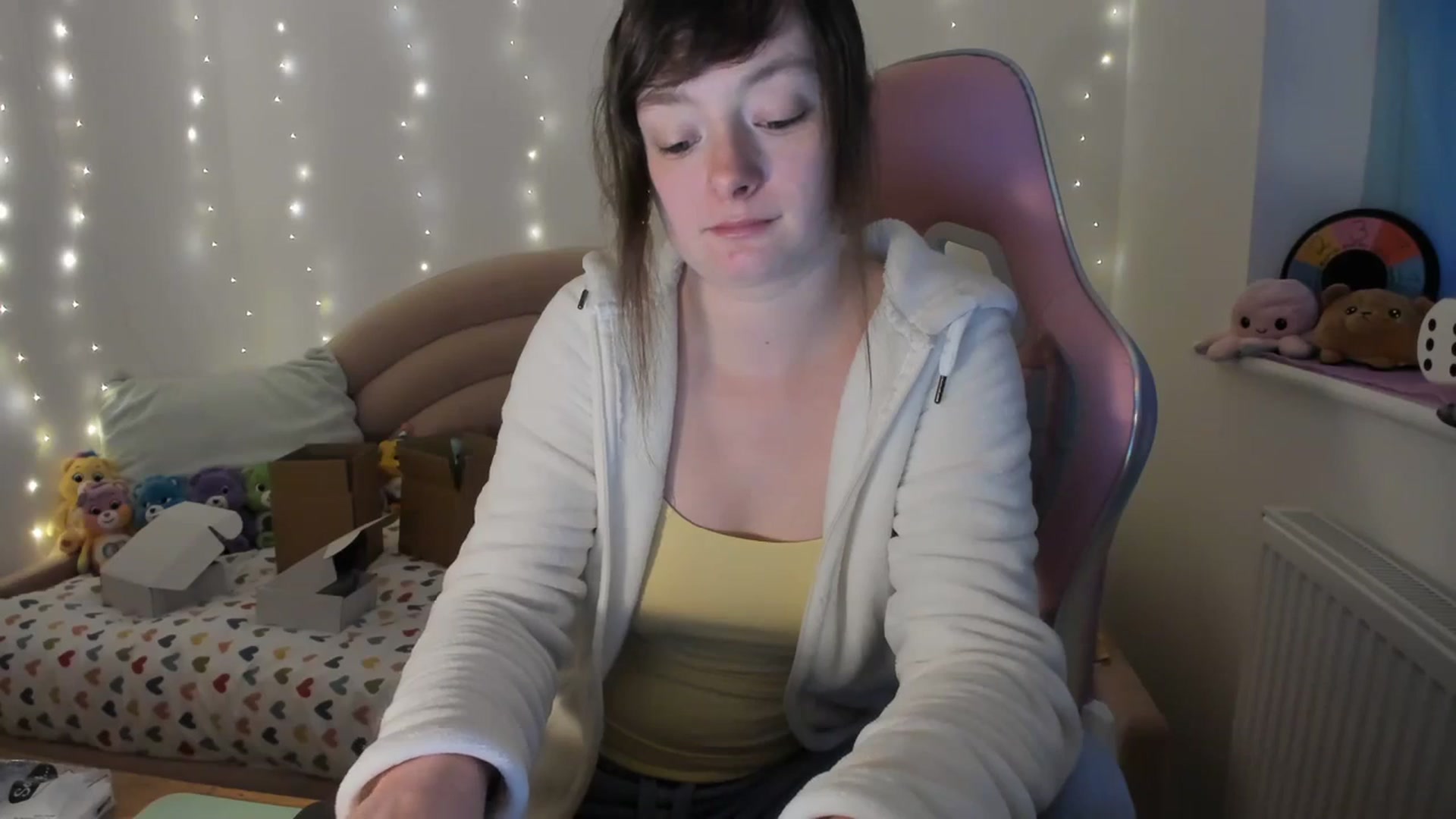 Gallery image thumbnail from JessieBear_'s myfreecams stream on, 01/29/2024, 17:56 image 7 of 20