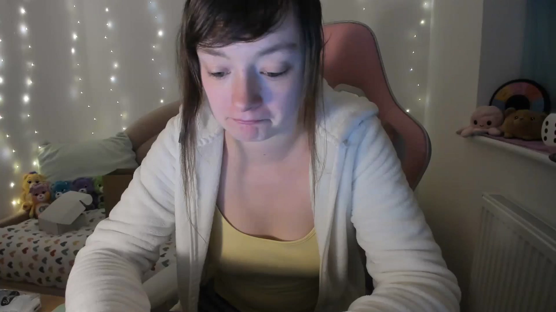 Gallery image thumbnail from JessieBear_'s myfreecams stream on, 01/29/2024, 17:56 image 16 of 20