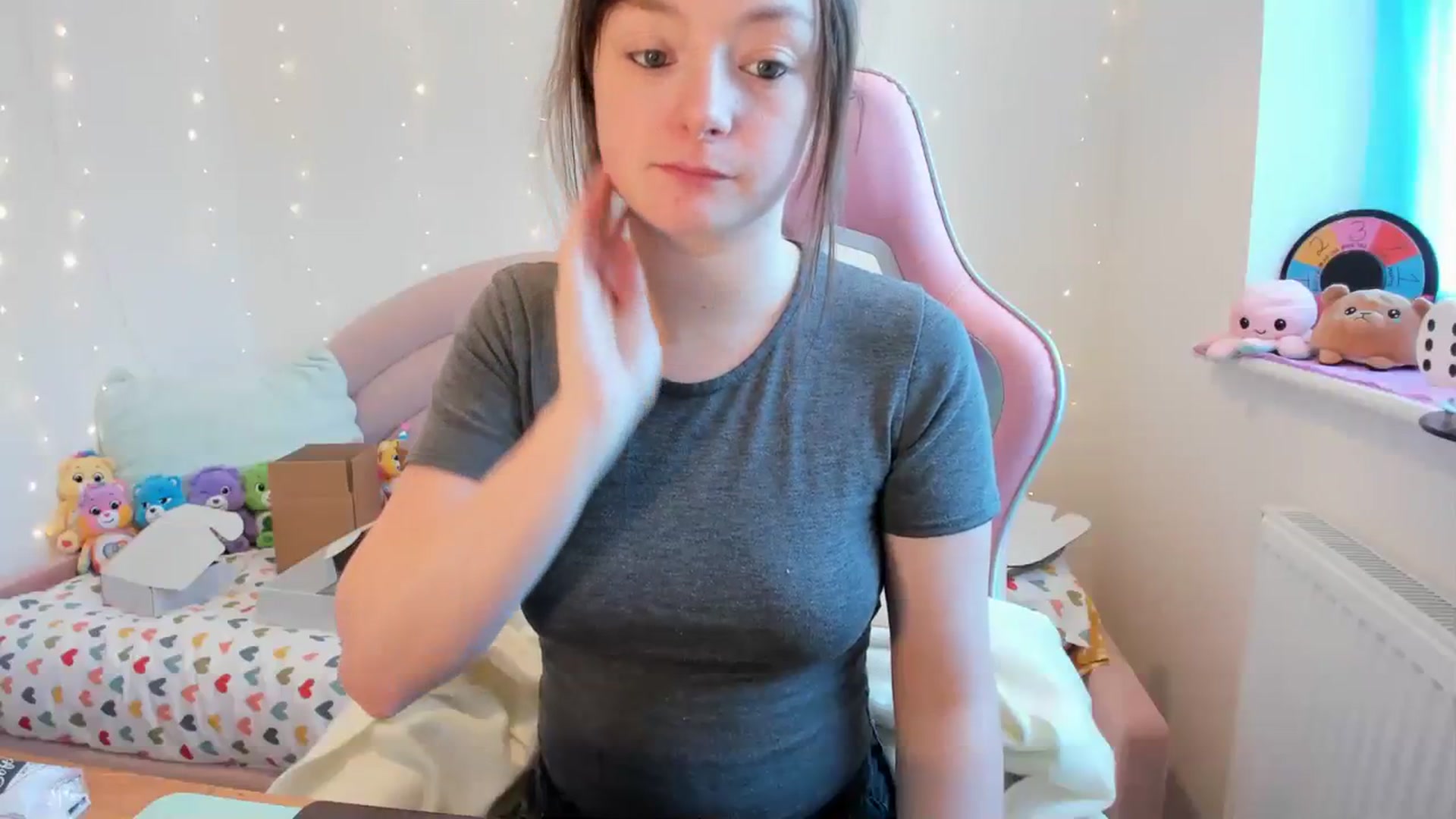Gallery image thumbnail from JessieBear_'s myfreecams stream on, 01/30/2024, 14:02 image 9 of 20