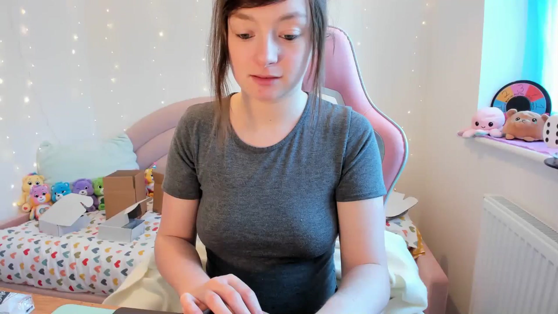 Gallery image thumbnail from JessieBear_'s myfreecams stream on, 01/30/2024, 14:02 image 13 of 20