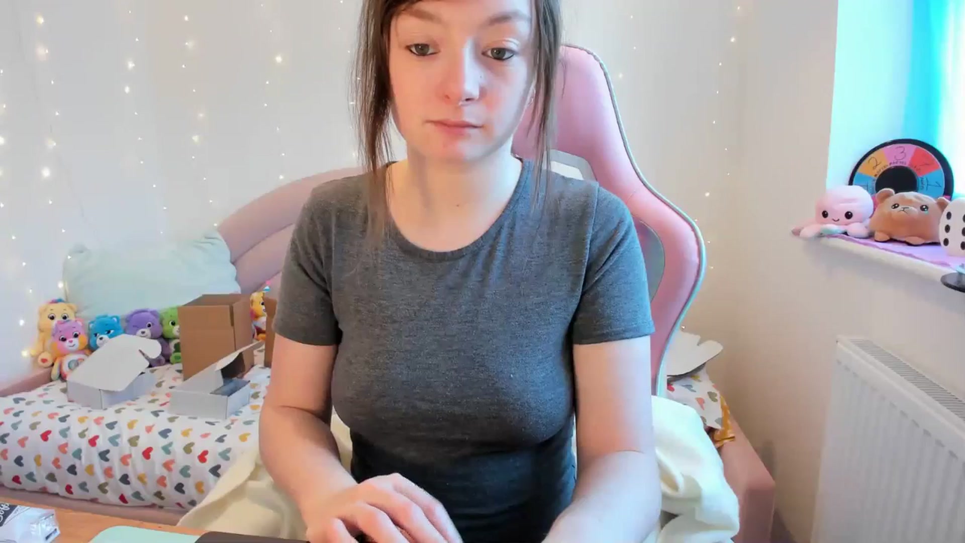 Gallery image thumbnail from JessieBear_'s myfreecams stream on, 01/30/2024, 14:02 image 16 of 20