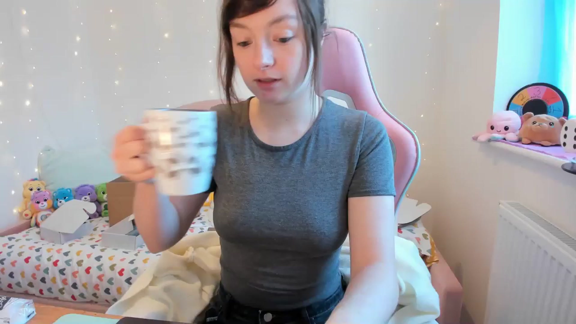 Gallery image thumbnail from JessieBear_'s myfreecams stream on, 01/30/2024, 14:02 image 5 of 20