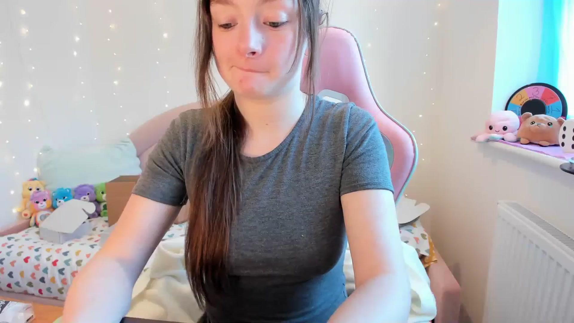 Gallery image thumbnail from JessieBear_'s myfreecams stream on, 01/30/2024, 15:25 image 6 of 20
