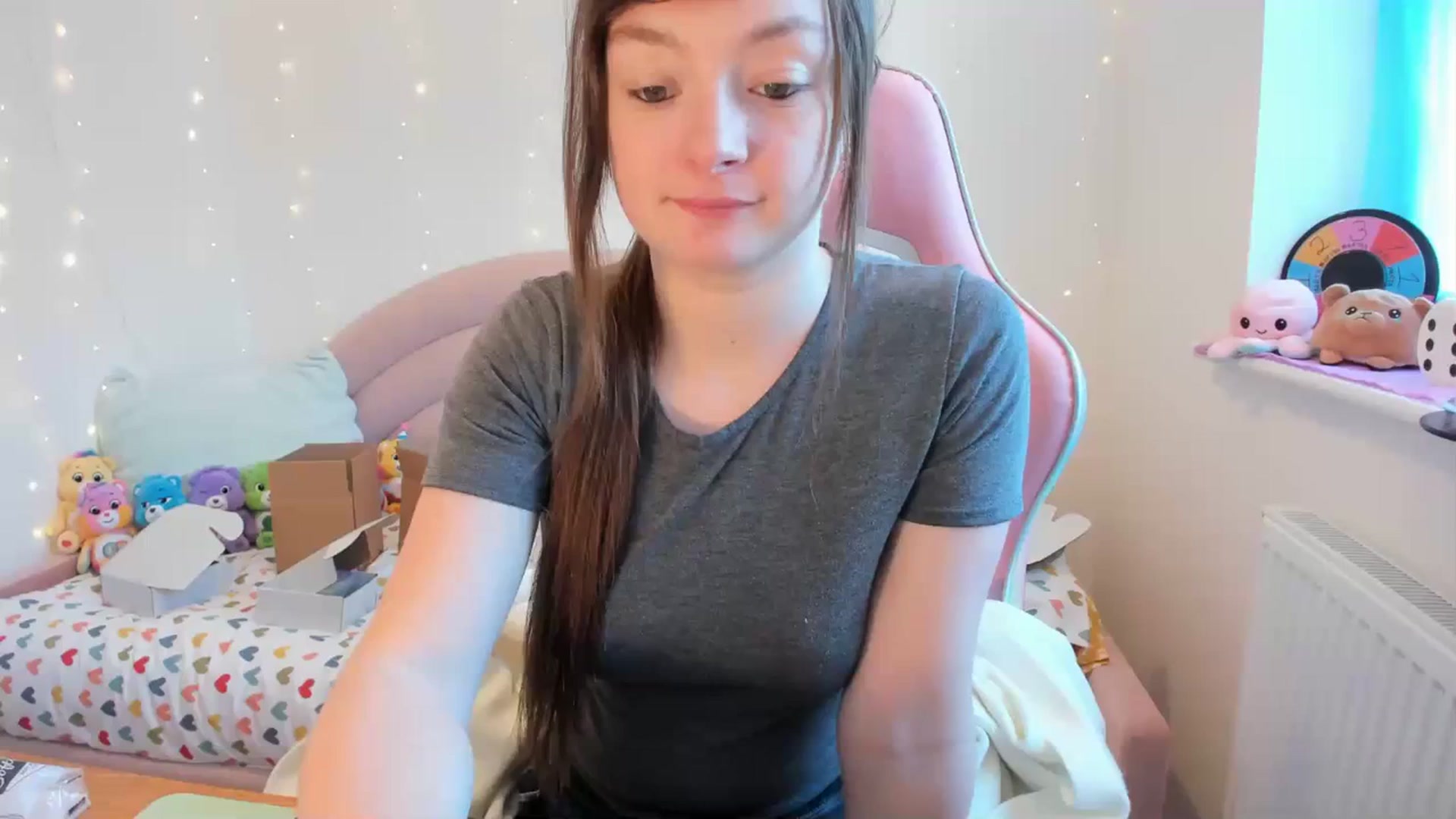 Gallery image thumbnail from JessieBear_'s myfreecams stream on, 01/30/2024, 15:25 image 1 of 20
