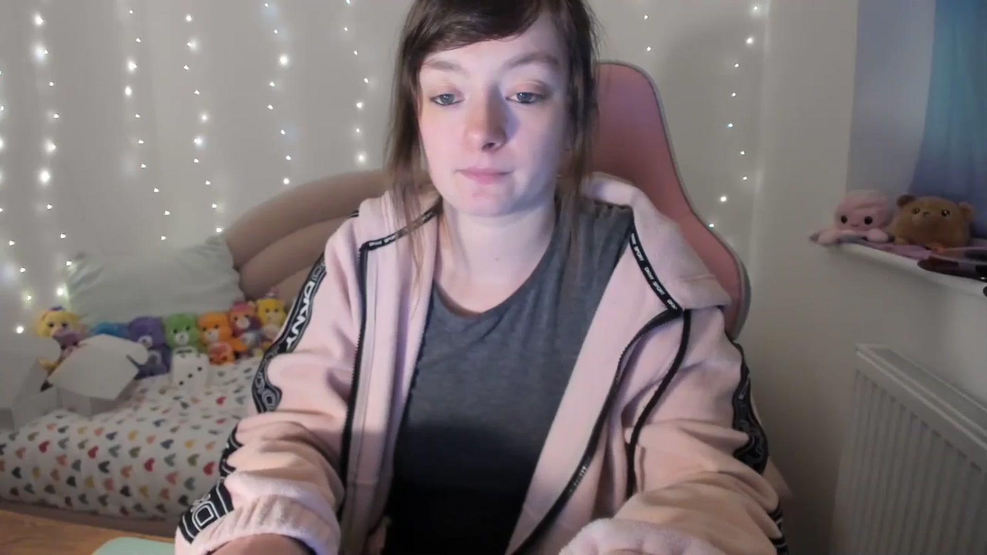 Gallery image thumbnail from JessieBear_'s myfreecams stream on, 01/30/2024, 18:18 image 20 of 20
