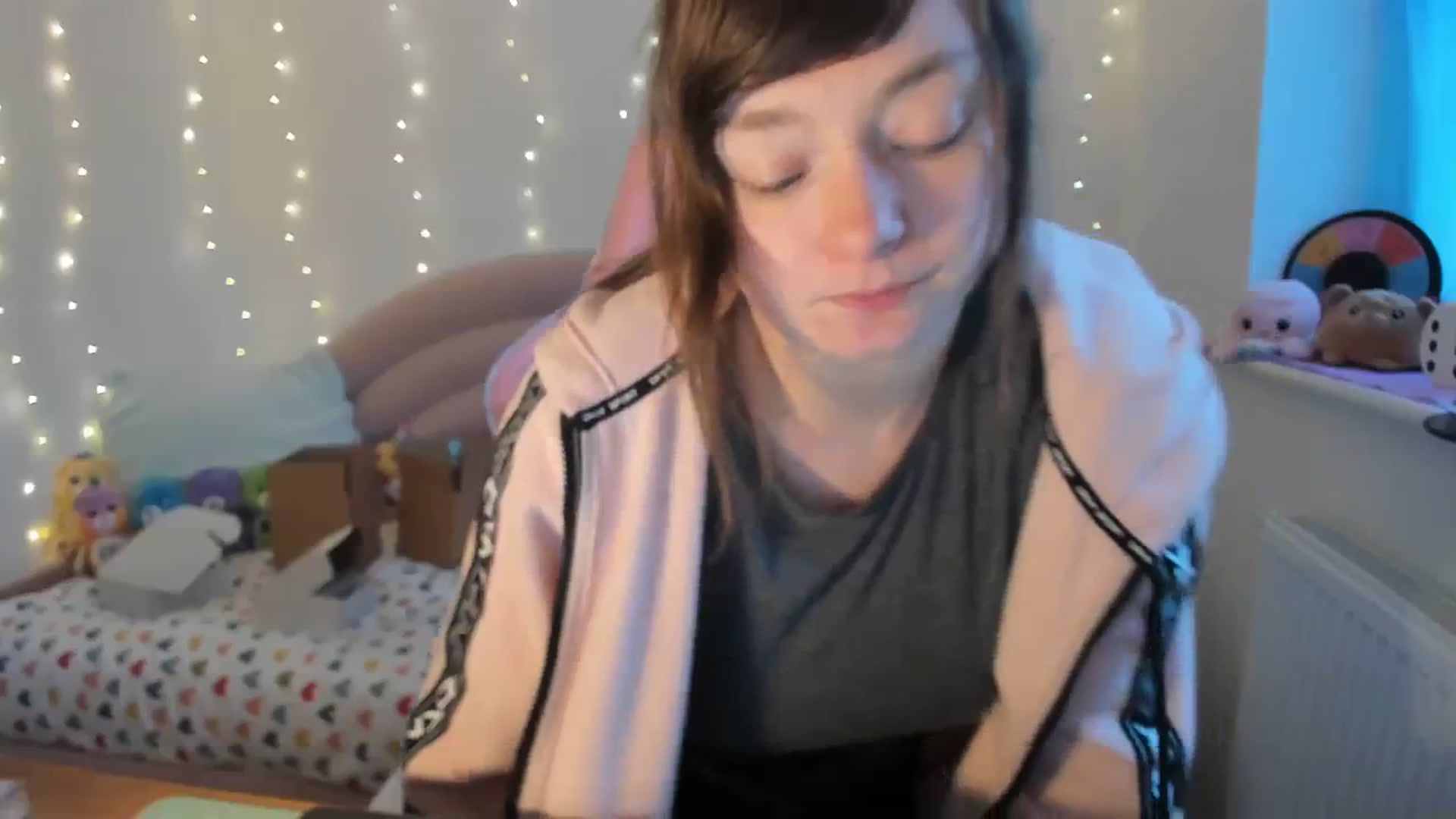 Gallery image thumbnail from JessieBear_'s myfreecams stream on, 01/30/2024, 18:18 image 7 of 20