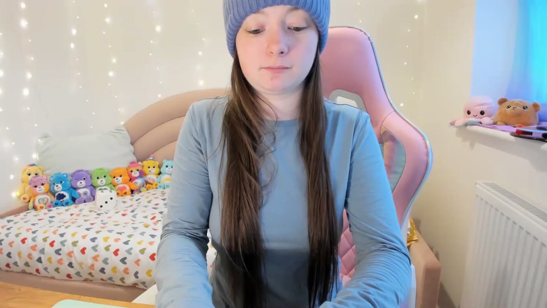 Gallery image thumbnail from JessieBear_'s myfreecams stream on, 02/01/2024, 15:48 image 19 of 20