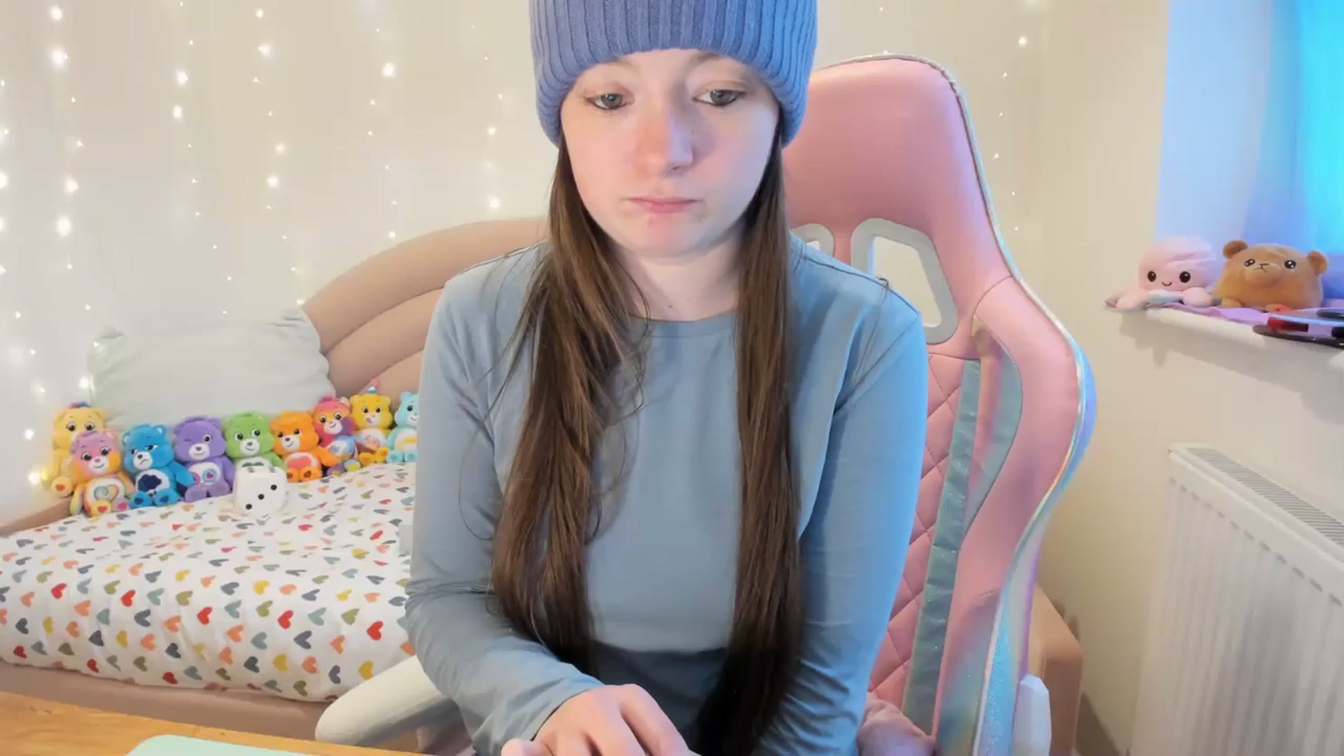 Gallery image thumbnail from JessieBear_'s myfreecams stream on, 02/01/2024, 15:48 image 17 of 20