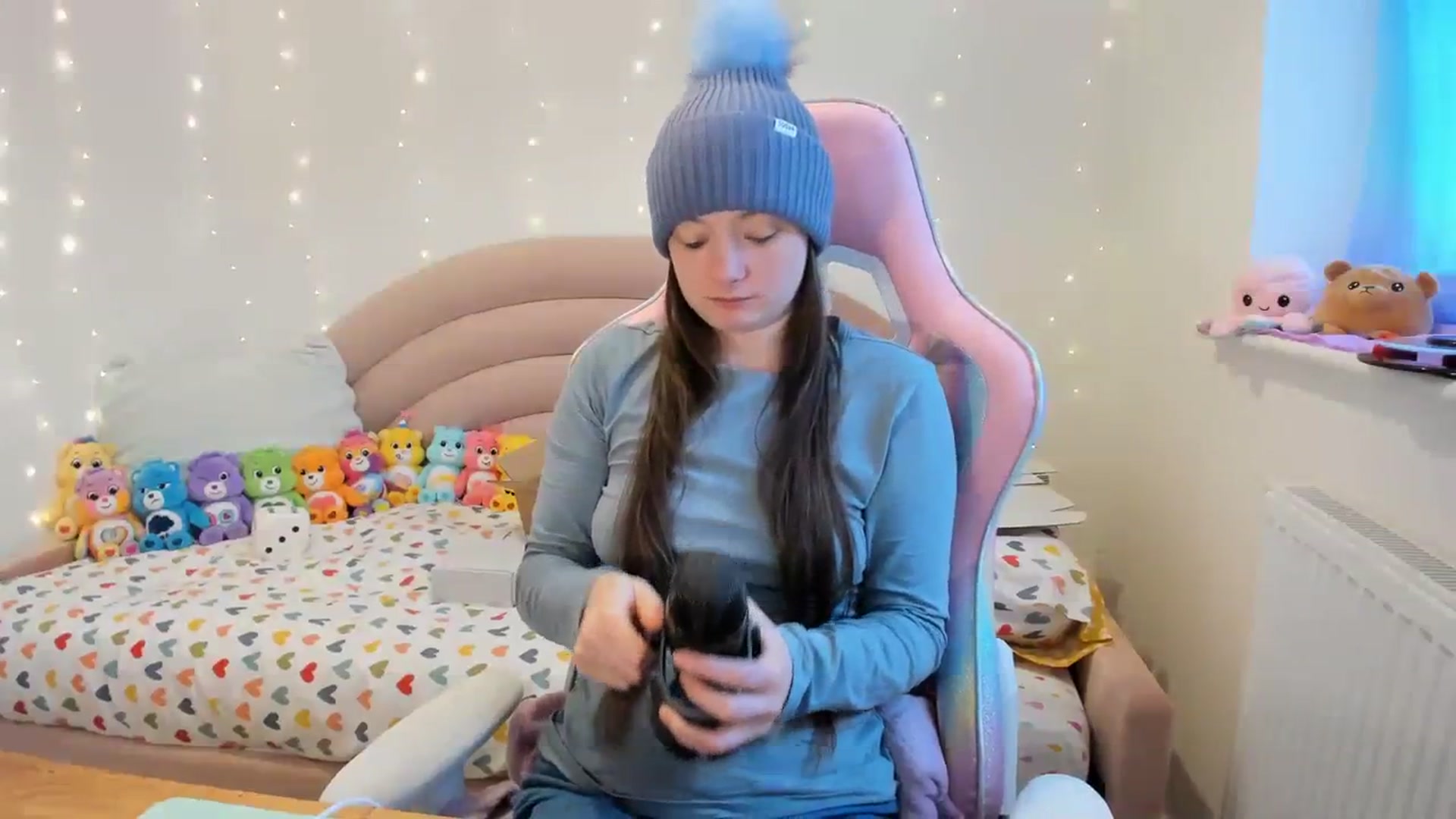 Gallery image thumbnail from JessieBear_'s myfreecams stream on, 02/01/2024, 15:48 image 7 of 20