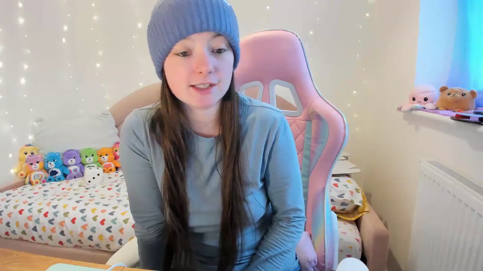 Gallery image thumbnail from JessieBear_'s myfreecams stream on, 02/01/2024, 15:48 image 6 of 20