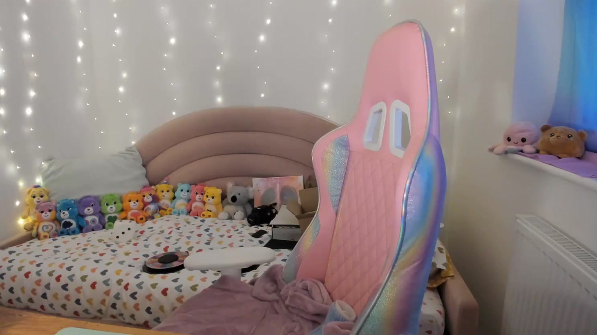 Gallery image thumbnail from JessieBear_'s myfreecams stream on, 02/02/2024, 18:06 image 9 of 20