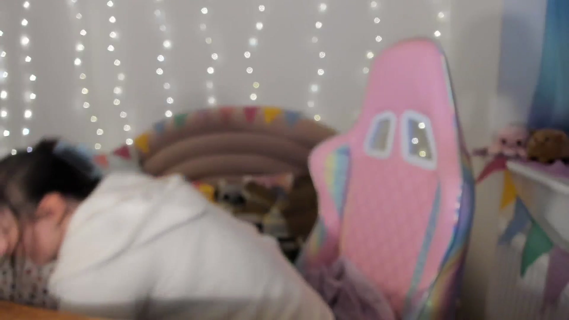 Gallery image thumbnail from JessieBear_'s myfreecams stream on, 02/05/2024, 17:59 image 19 of 20