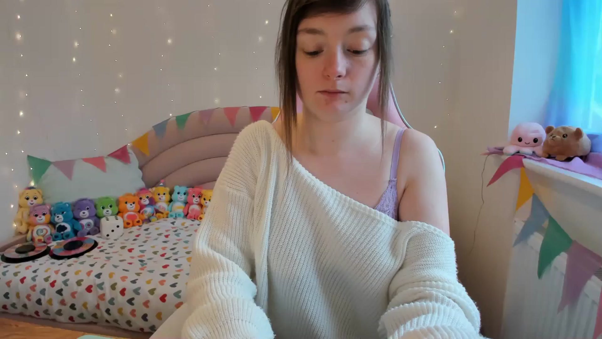 Gallery image thumbnail from JessieBear_'s myfreecams stream on, 02/06/2024, 15:08 image 4 of 20