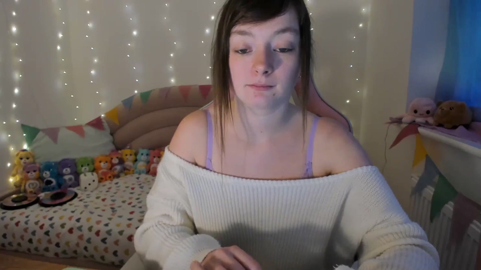 Gallery image thumbnail from JessieBear_'s myfreecams stream on, 02/06/2024, 17:30 image 14 of 20
