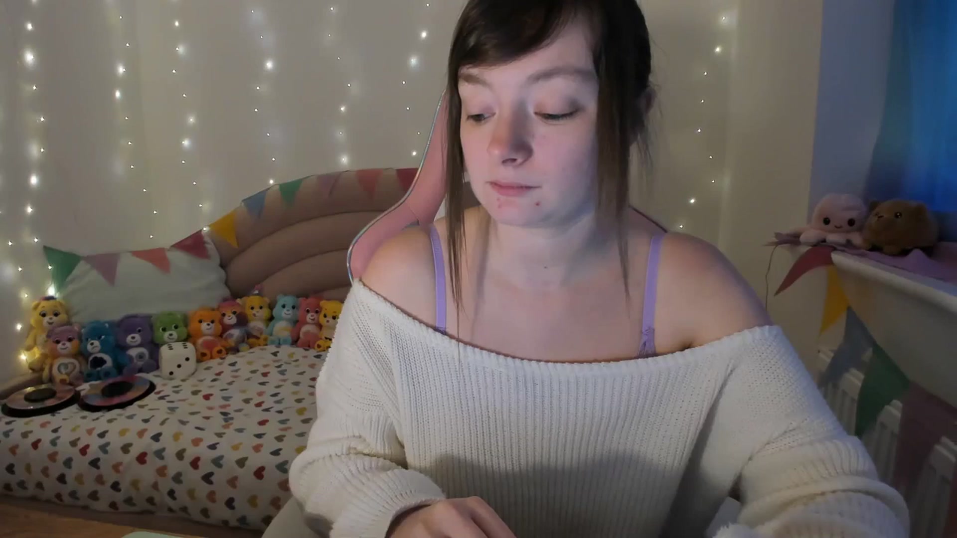 Gallery image thumbnail from JessieBear_'s myfreecams stream on, 02/06/2024, 17:30 image 15 of 20