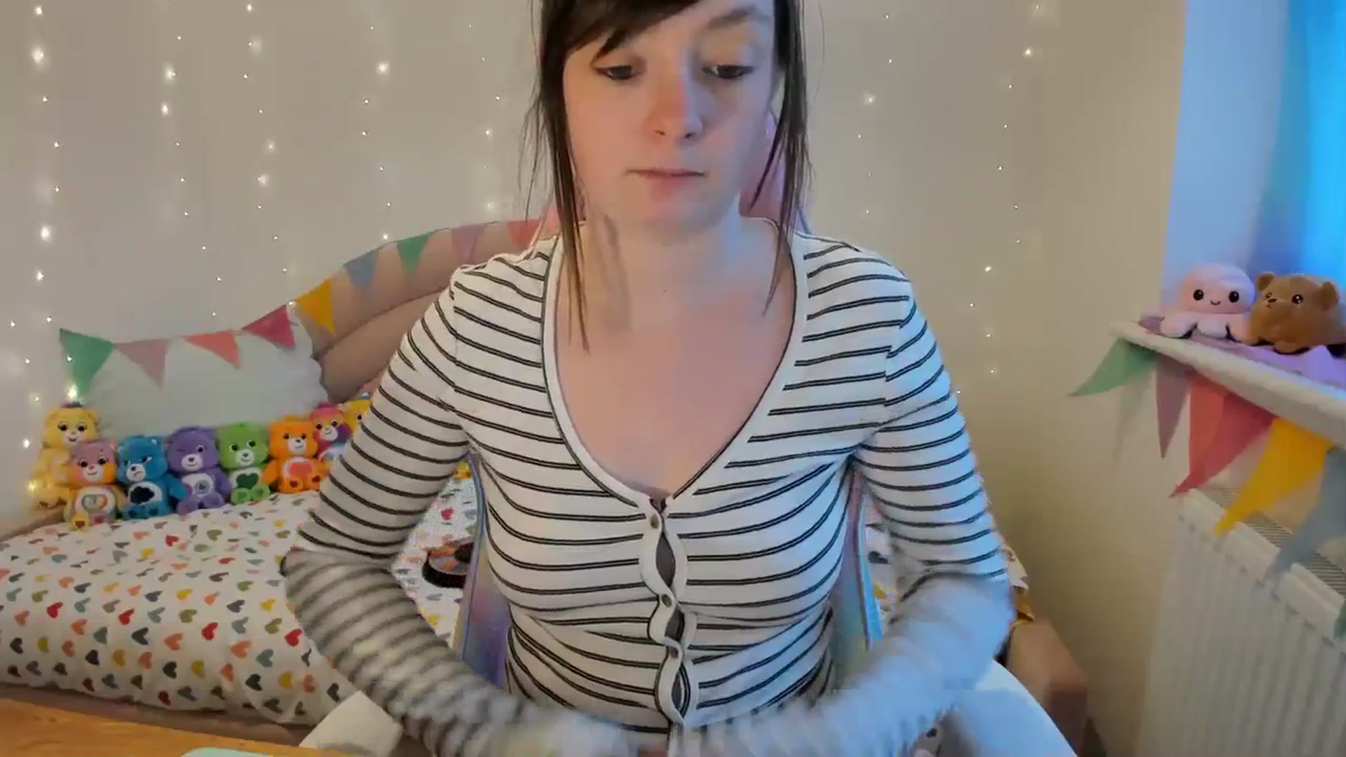 Gallery image thumbnail from JessieBear_'s myfreecams stream on, 02/16/2024, 18:12 image 11 of 20