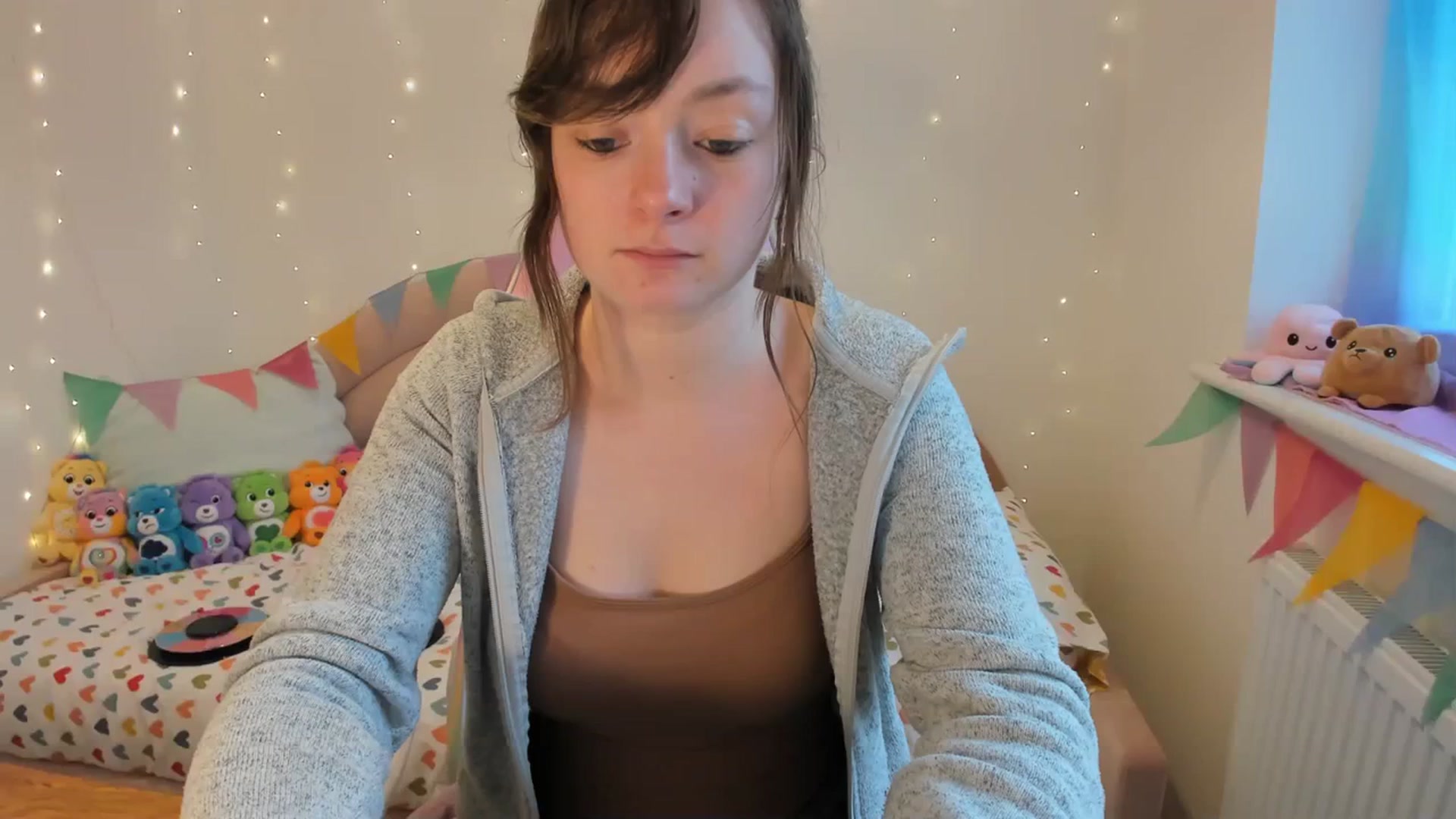 Gallery image thumbnail from JessieBear_'s myfreecams stream on, 02/20/2024, 15:00 image 2 of 20