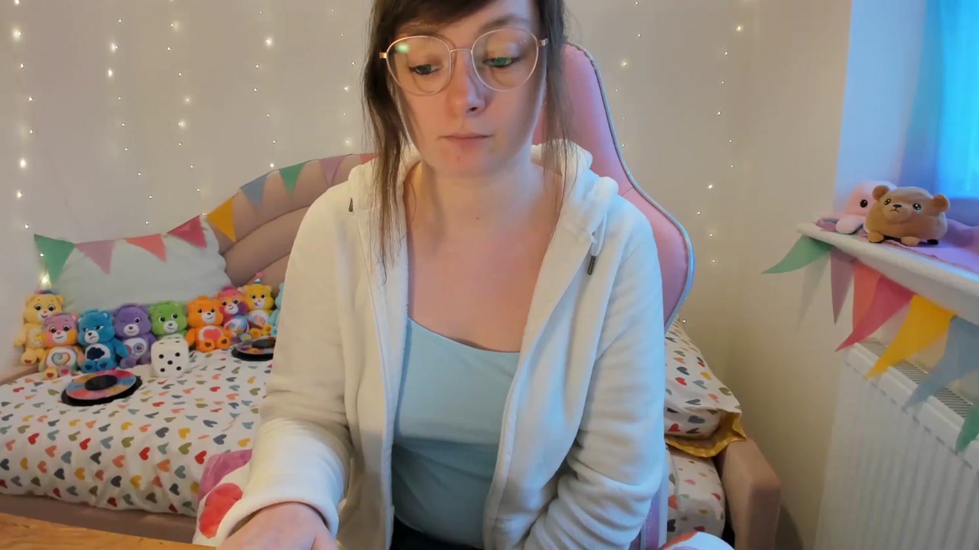 Gallery image thumbnail from JessieBear_'s myfreecams stream on, 02/22/2024, 18:04 image 7 of 20