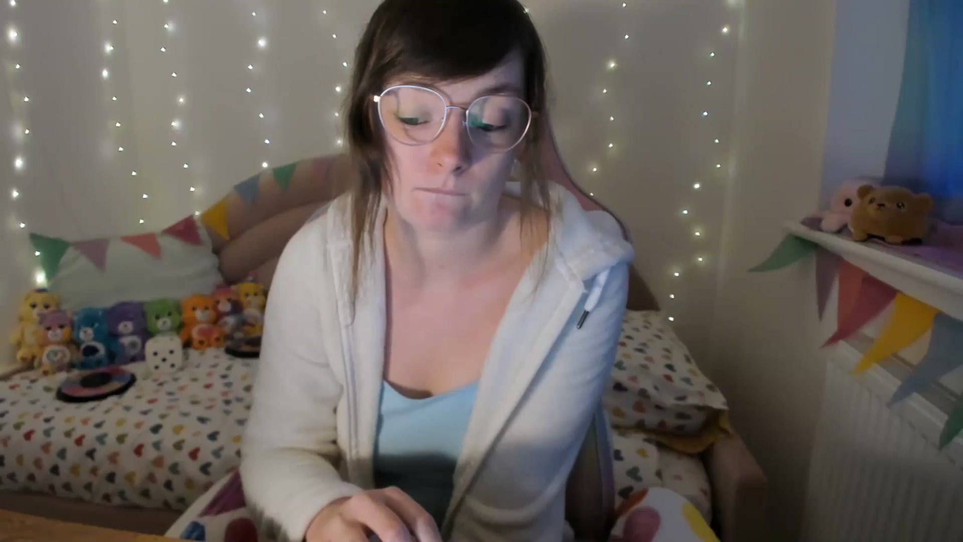 Gallery image thumbnail from JessieBear_'s myfreecams stream on, 02/22/2024, 18:04 image 18 of 20