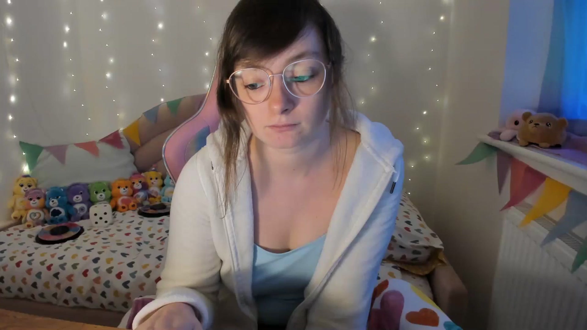 Gallery image thumbnail from JessieBear_'s myfreecams stream on, 02/22/2024, 18:04 image 16 of 20