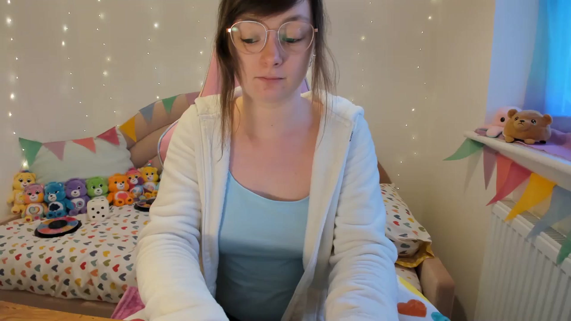Gallery image thumbnail from JessieBear_'s myfreecams stream on, 02/22/2024, 18:04 image 11 of 20