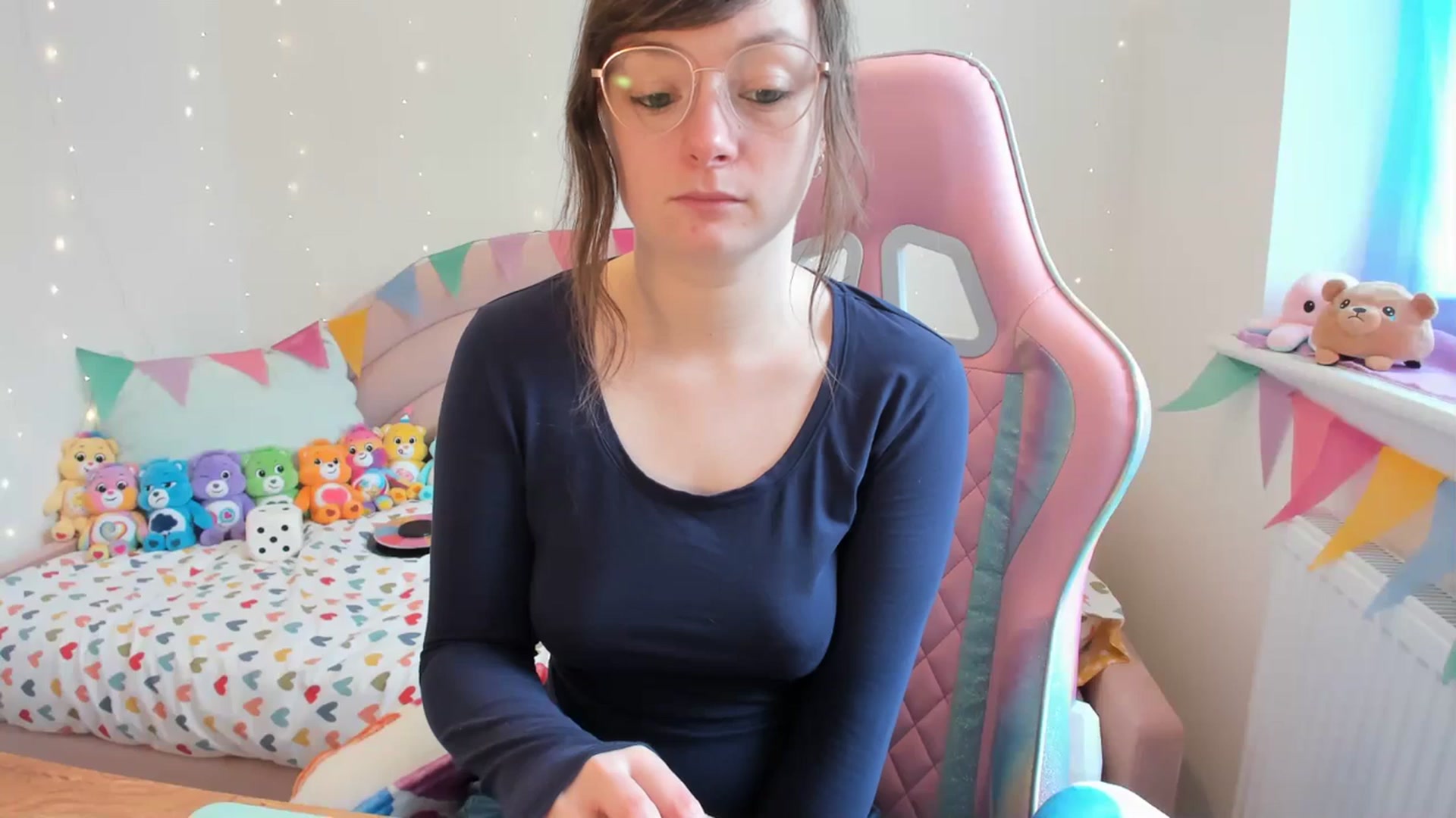 Gallery image thumbnail from JessieBear_'s myfreecams stream on, 02/23/2024, 15:22 image 11 of 20