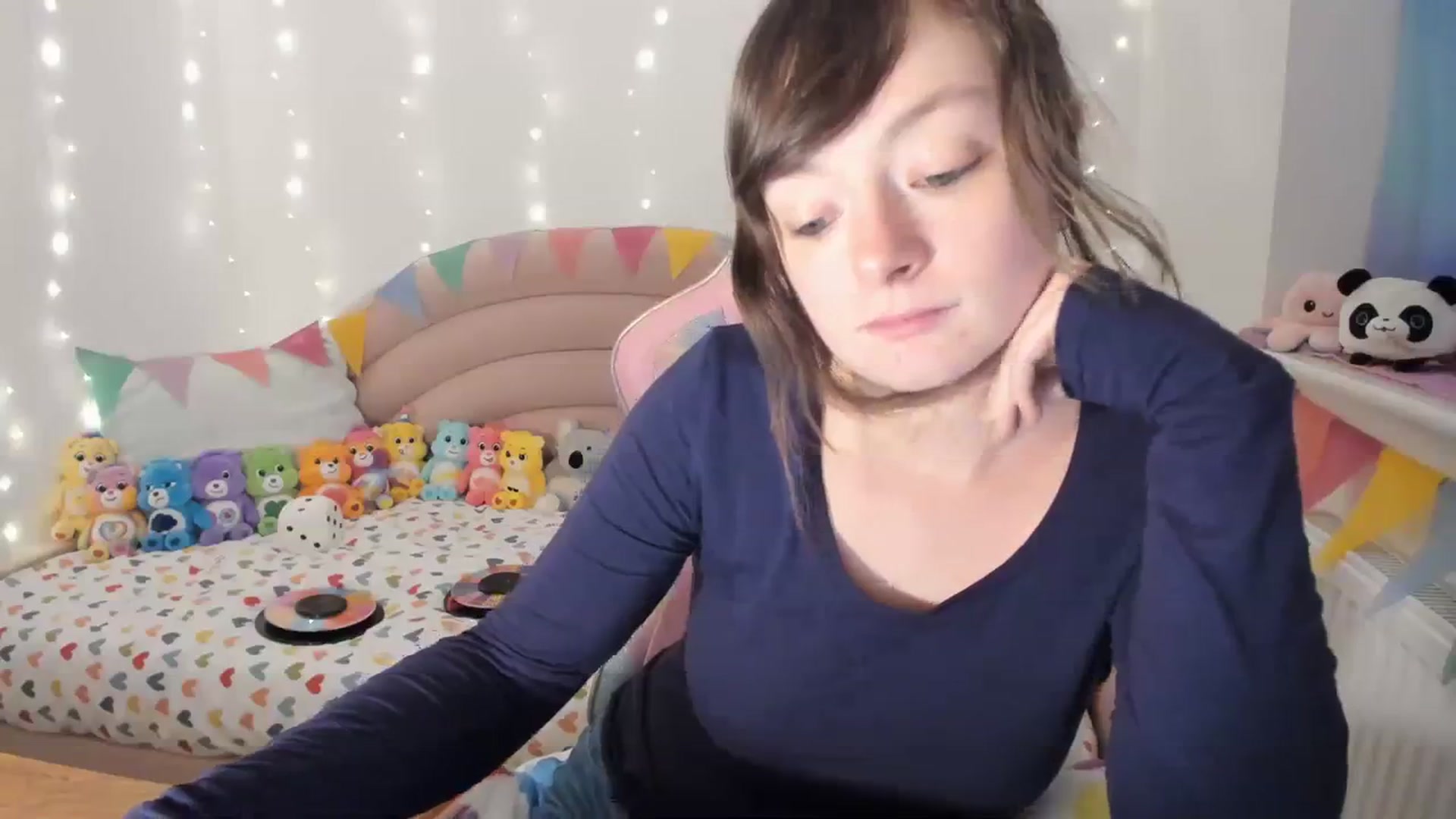 Gallery image thumbnail from JessieBear_'s myfreecams stream on, 02/23/2024, 18:10 image 13 of 20