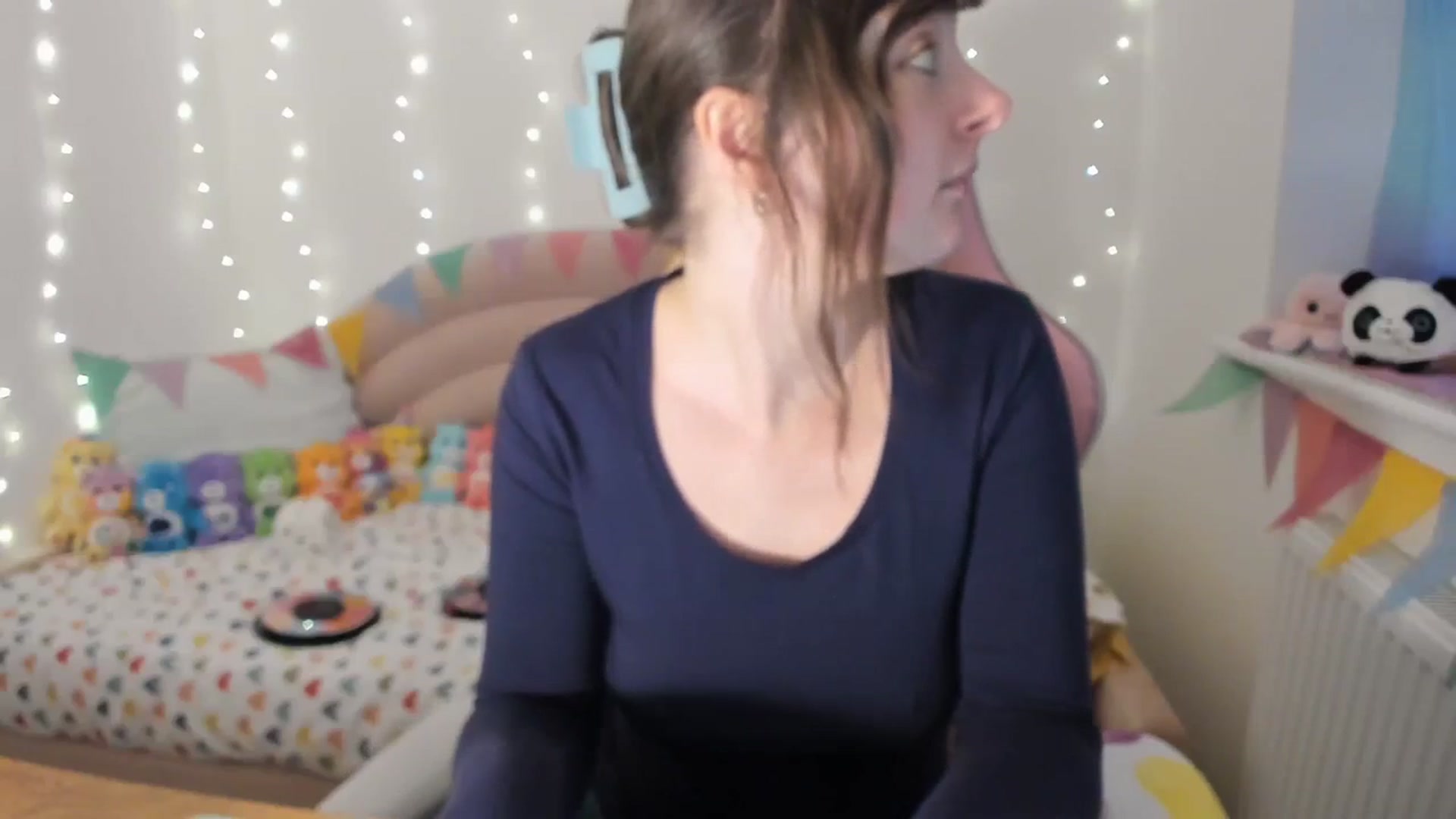 Gallery image thumbnail from JessieBear_'s myfreecams stream on, 02/23/2024, 18:10 image 4 of 20