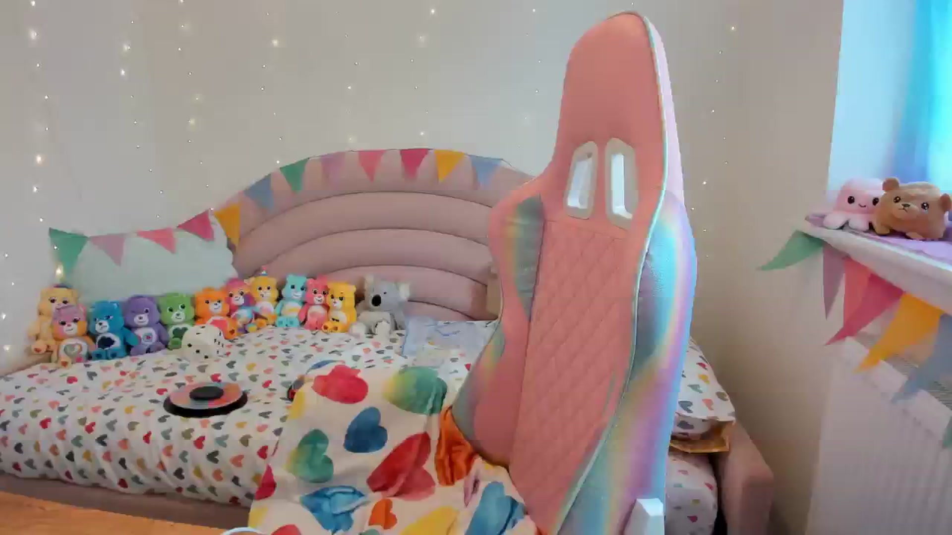 Gallery image thumbnail from JessieBear_'s myfreecams stream on, 02/26/2024, 15:53 image 19 of 20