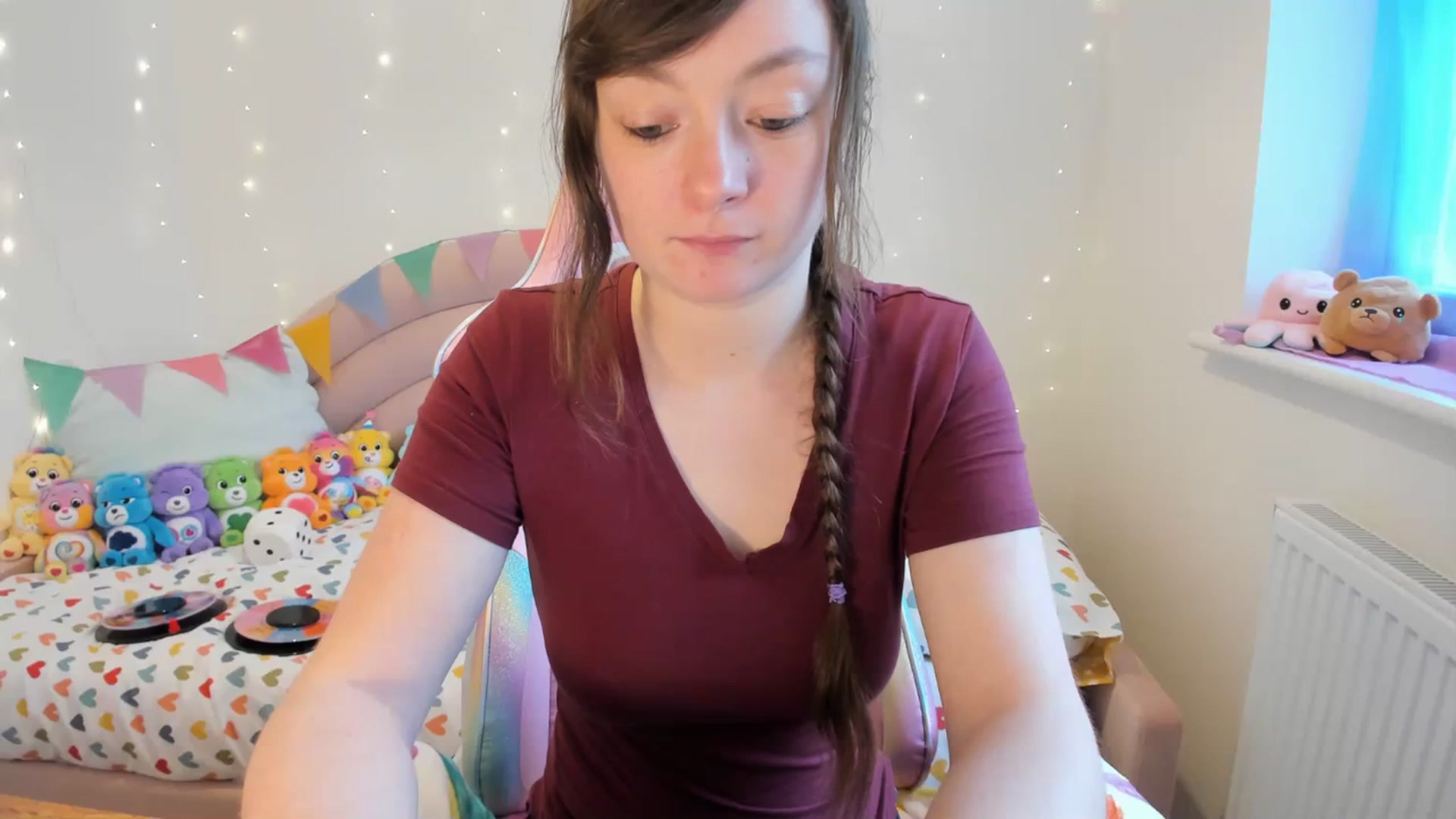 Gallery image thumbnail from JessieBear_'s myfreecams stream on, 02/27/2024, 15:33 image 14 of 20