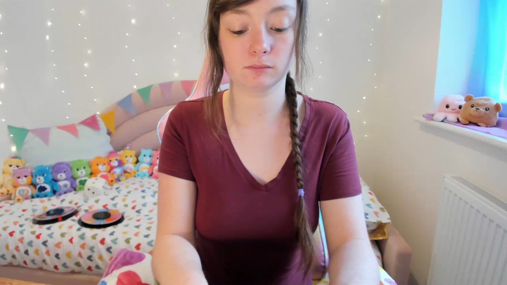 Gallery image thumbnail from JessieBear_'s myfreecams stream on, 02/27/2024, 15:33 image 13 of 20