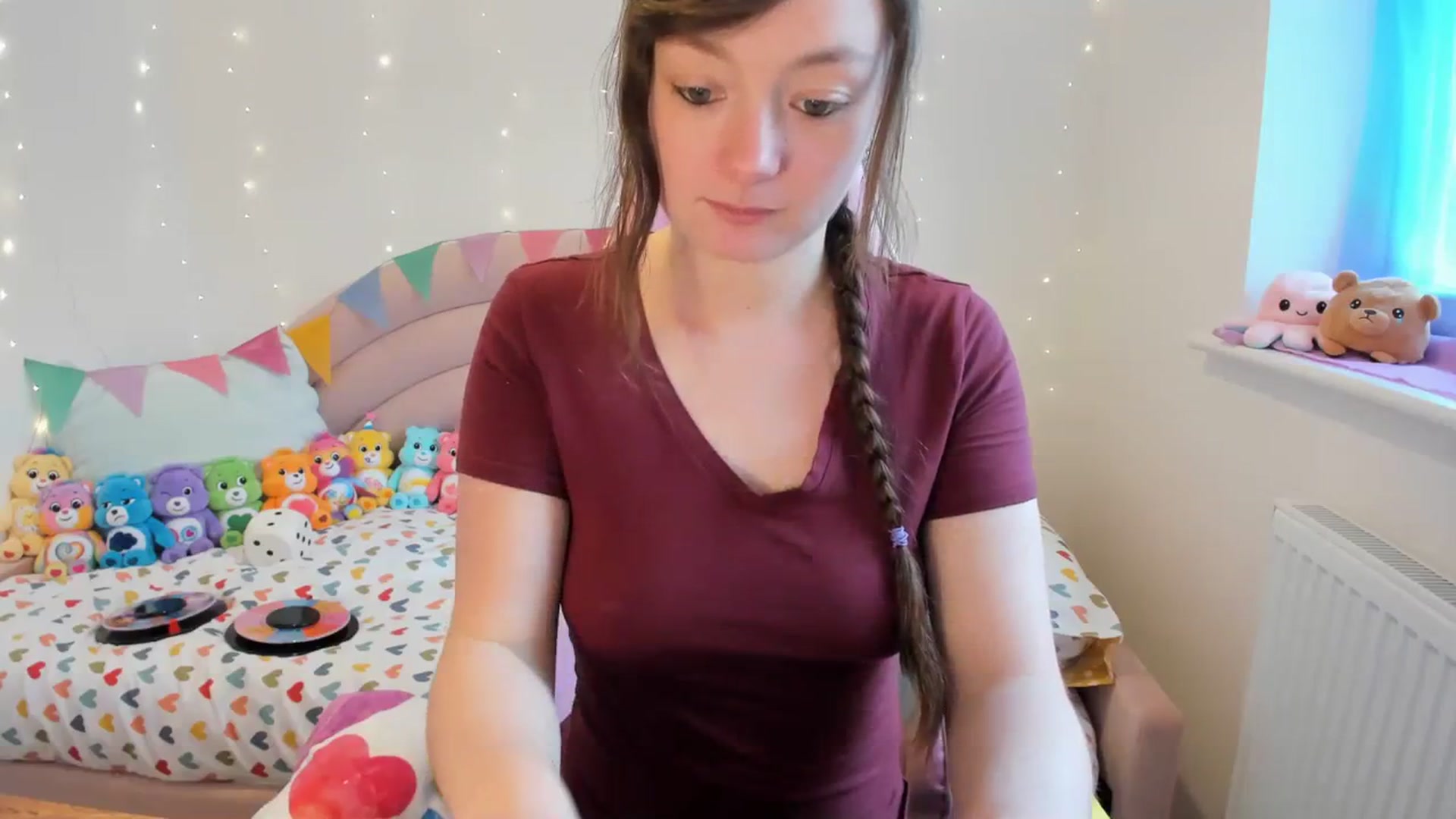 Gallery image thumbnail from JessieBear_'s myfreecams stream on, 02/27/2024, 15:33 image 4 of 20