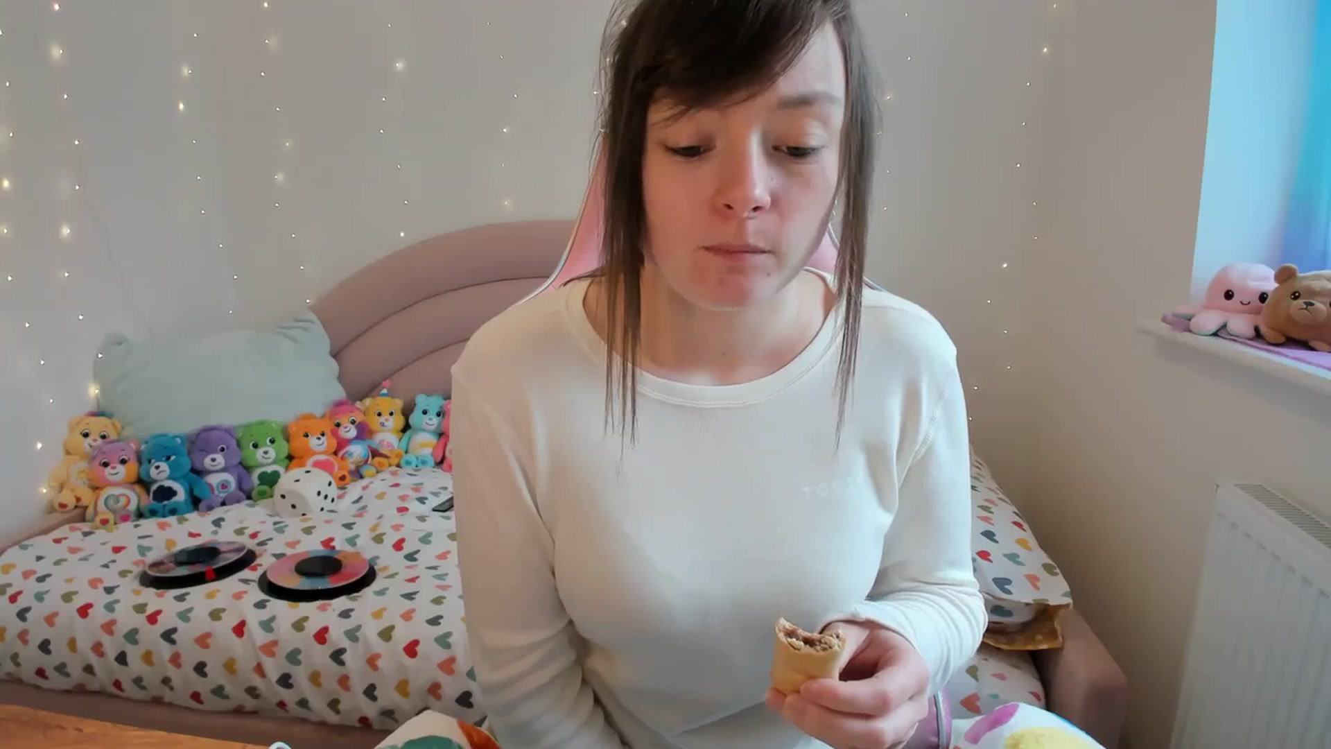 Gallery image thumbnail from JessieBear_'s myfreecams stream on, 02/29/2024, 15:27 image 18 of 20