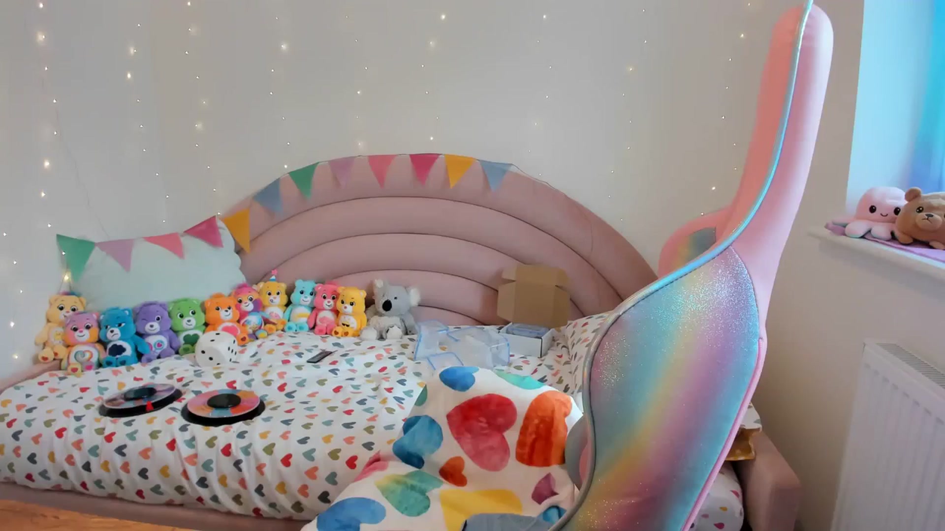 Gallery image thumbnail from JessieBear_'s myfreecams stream on, 02/29/2024, 15:27 image 1 of 20