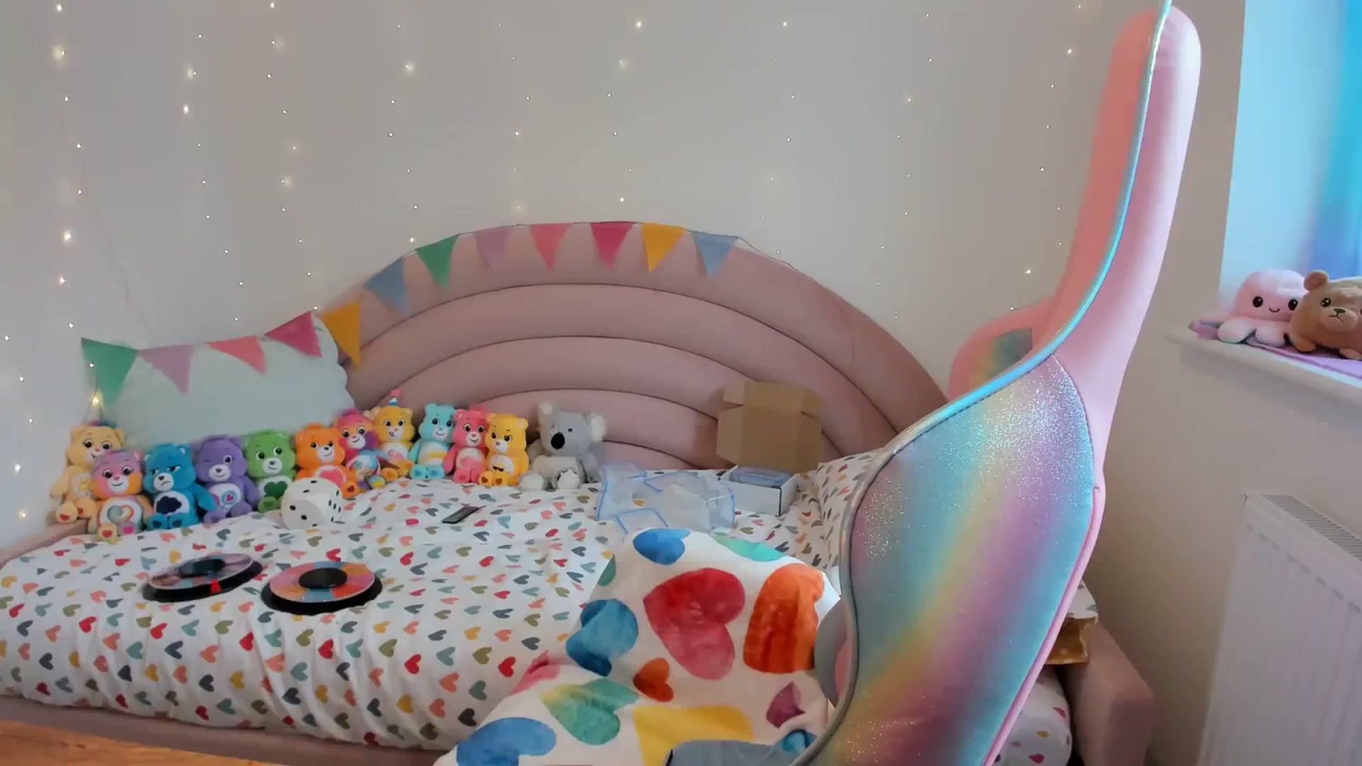 Gallery image thumbnail from JessieBear_'s myfreecams stream on, 02/29/2024, 15:27 image 2 of 20