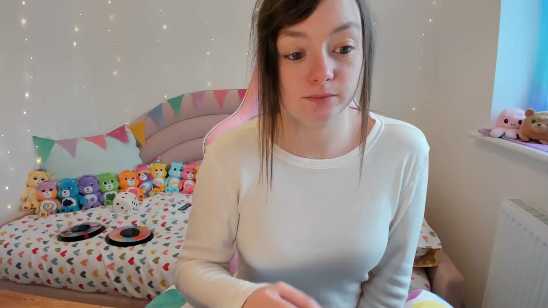 Gallery image thumbnail from JessieBear_'s myfreecams stream on, 02/29/2024, 15:27 image 9 of 20