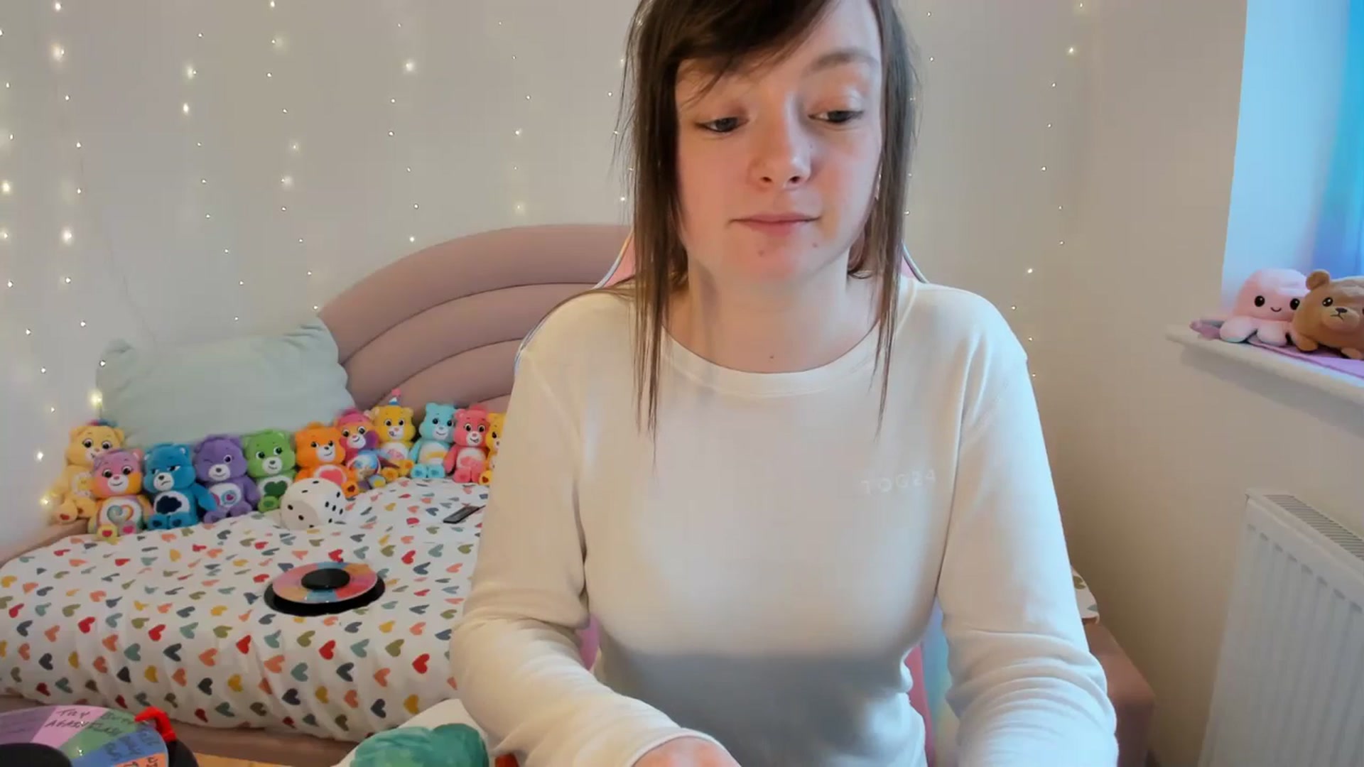 Gallery image thumbnail from JessieBear_'s myfreecams stream on, 02/29/2024, 17:08 image 9 of 20