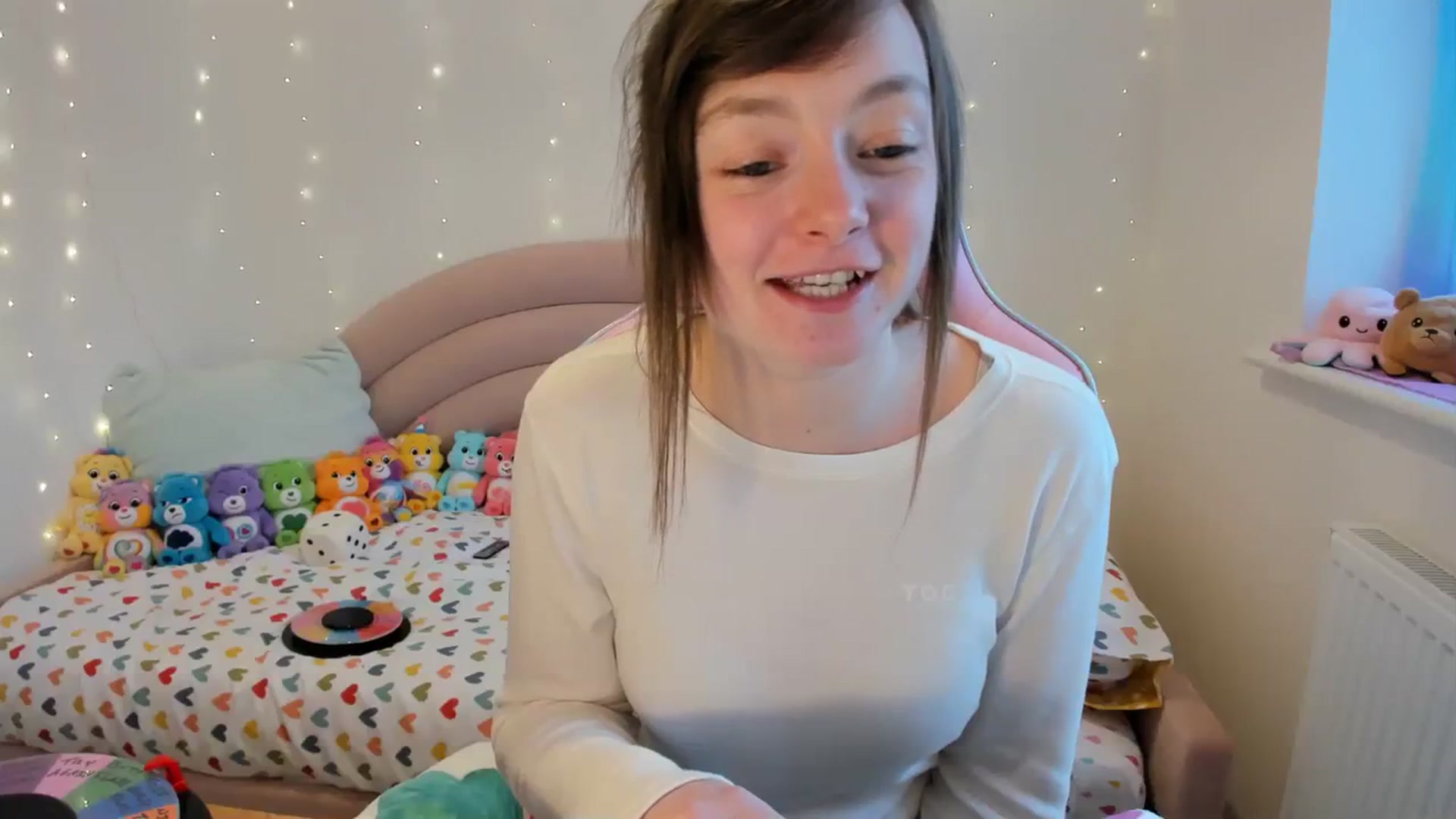 Gallery image thumbnail from JessieBear_'s myfreecams stream on, 02/29/2024, 17:08 image 11 of 20
