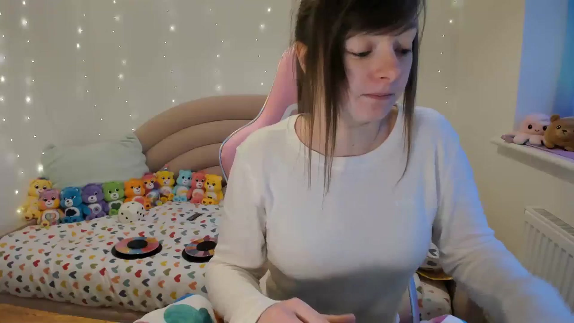 Gallery image thumbnail from JessieBear_'s myfreecams stream on, 02/29/2024, 17:51 image 12 of 20