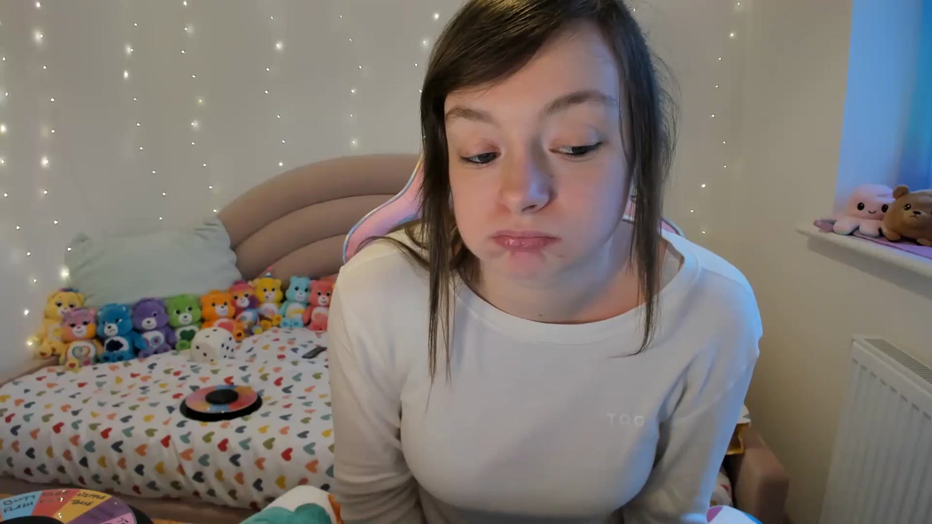 Gallery image thumbnail from JessieBear_'s myfreecams stream on, 02/29/2024, 17:51 image 3 of 20