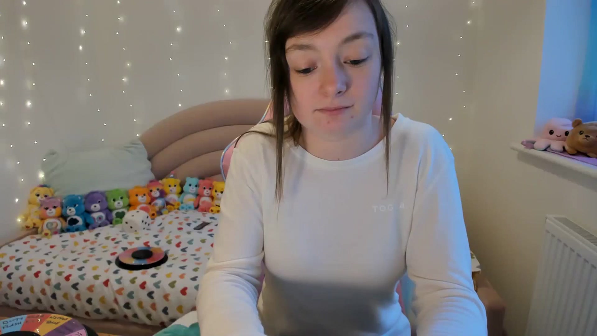 Gallery image thumbnail from JessieBear_'s myfreecams stream on, 02/29/2024, 17:51 image 5 of 20