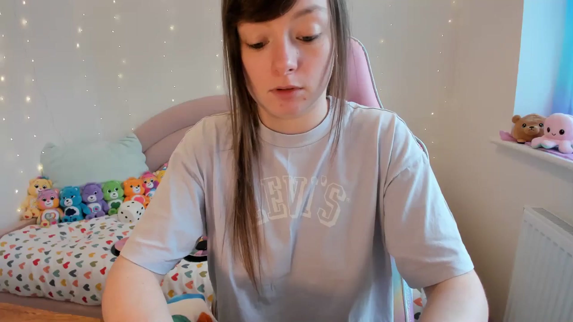 Gallery image thumbnail from JessieBear_'s myfreecams stream on, 03/01/2024, 14:43 image 20 of 20
