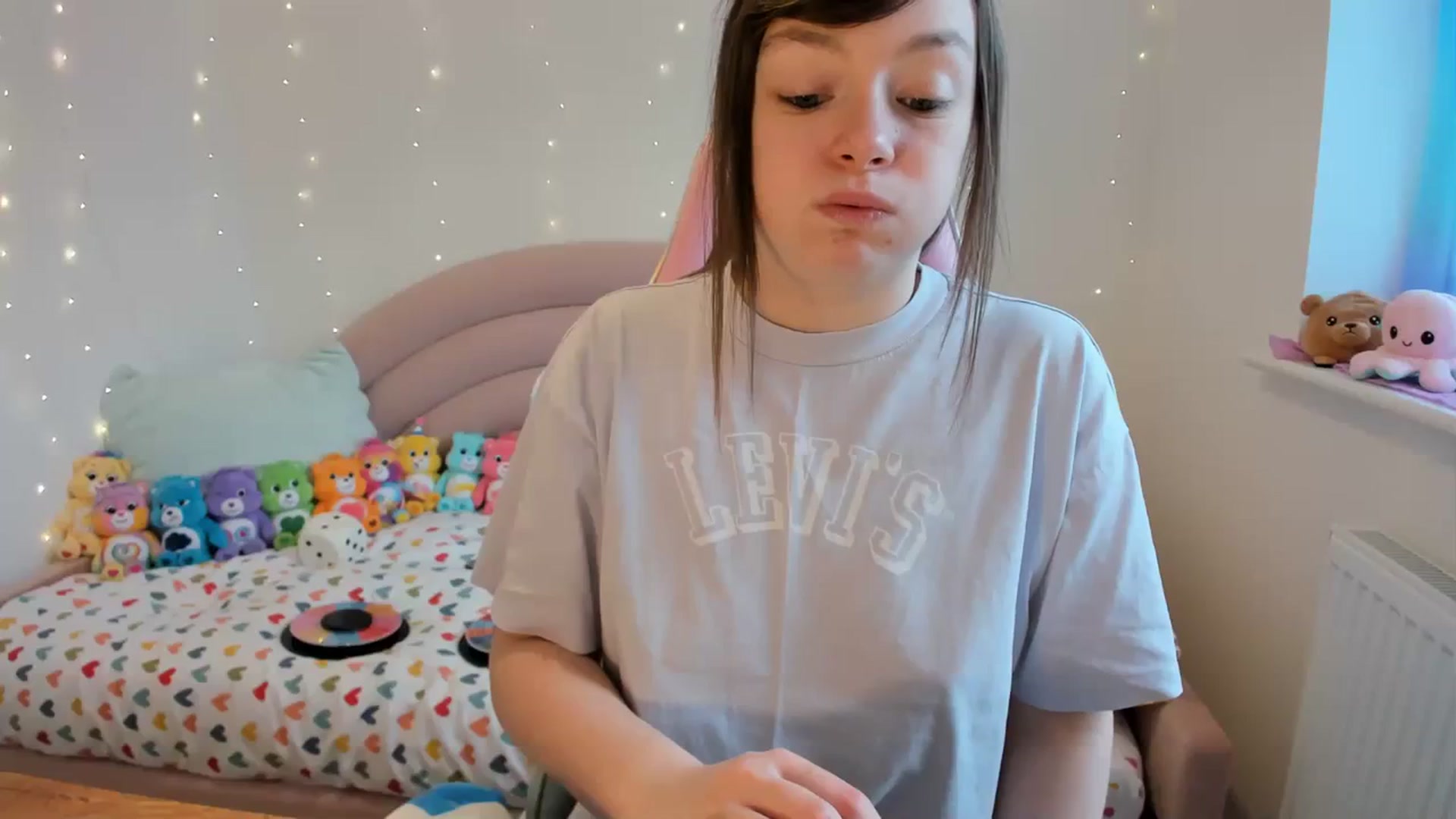 Gallery image thumbnail from JessieBear_'s myfreecams stream on, 03/01/2024, 14:43 image 5 of 20