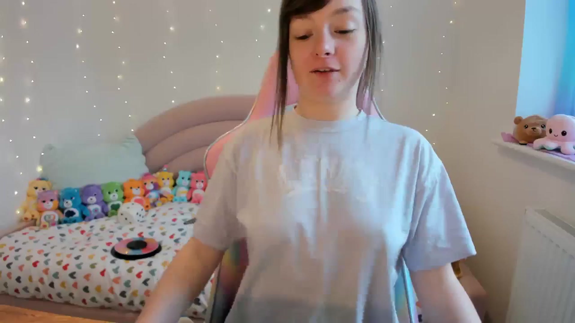 Gallery image thumbnail from JessieBear_'s myfreecams stream on, 03/01/2024, 14:43 image 7 of 20