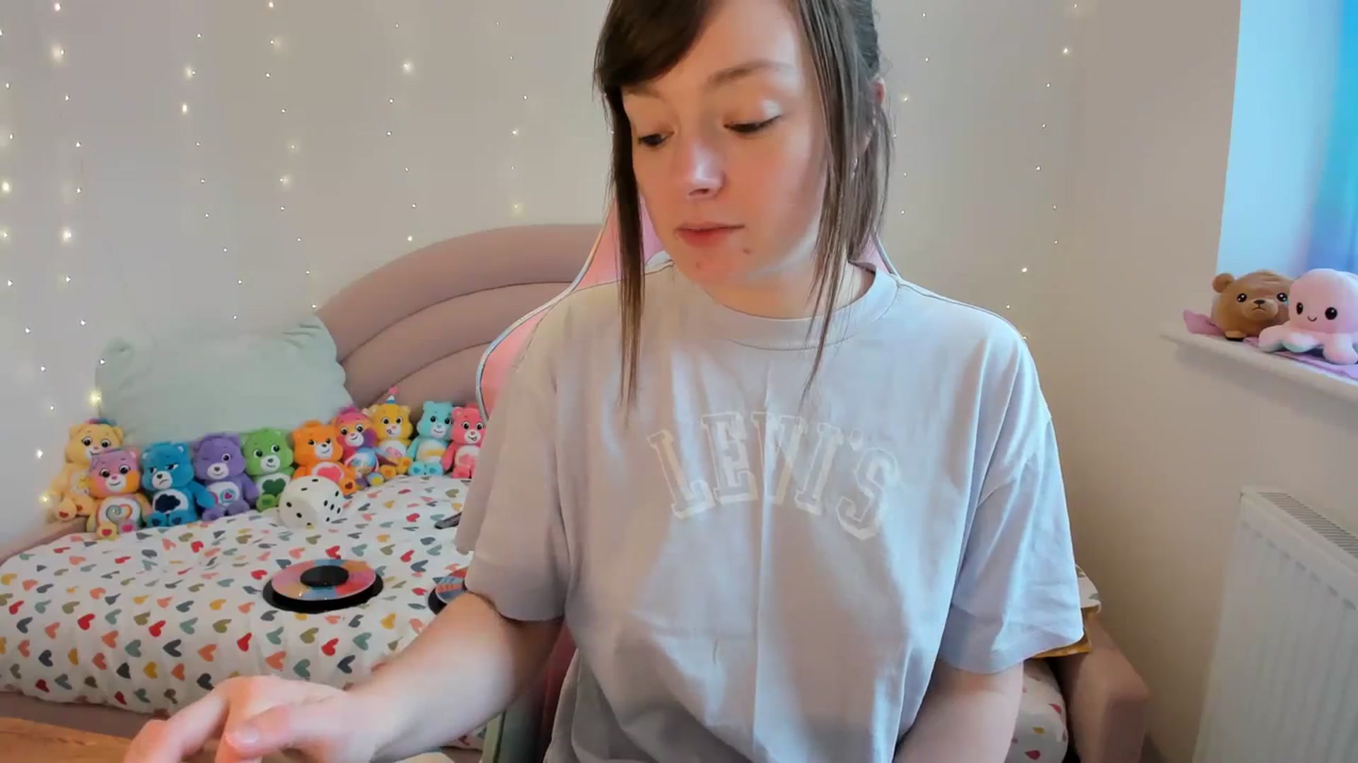 Gallery image thumbnail from JessieBear_'s myfreecams stream on, 03/01/2024, 14:43 image 8 of 20