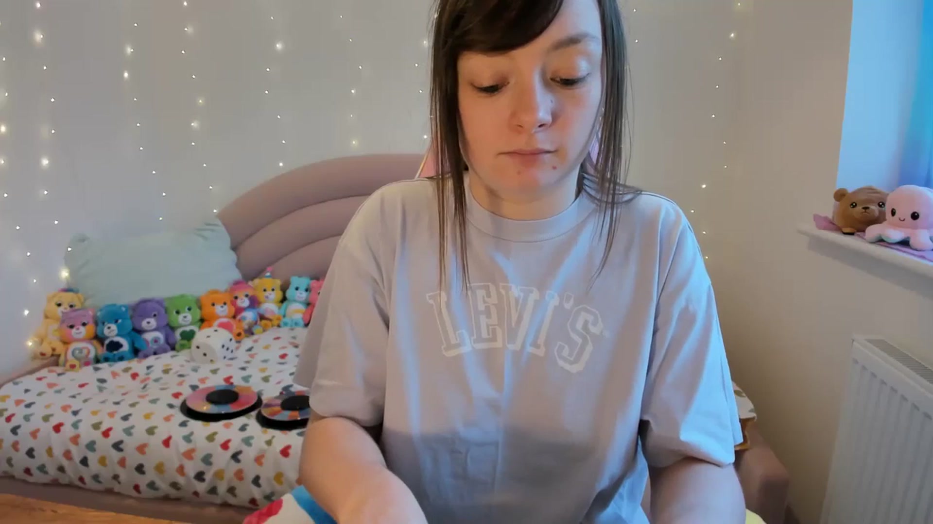 Gallery image thumbnail from JessieBear_'s myfreecams stream on, 03/01/2024, 18:03 image 9 of 20