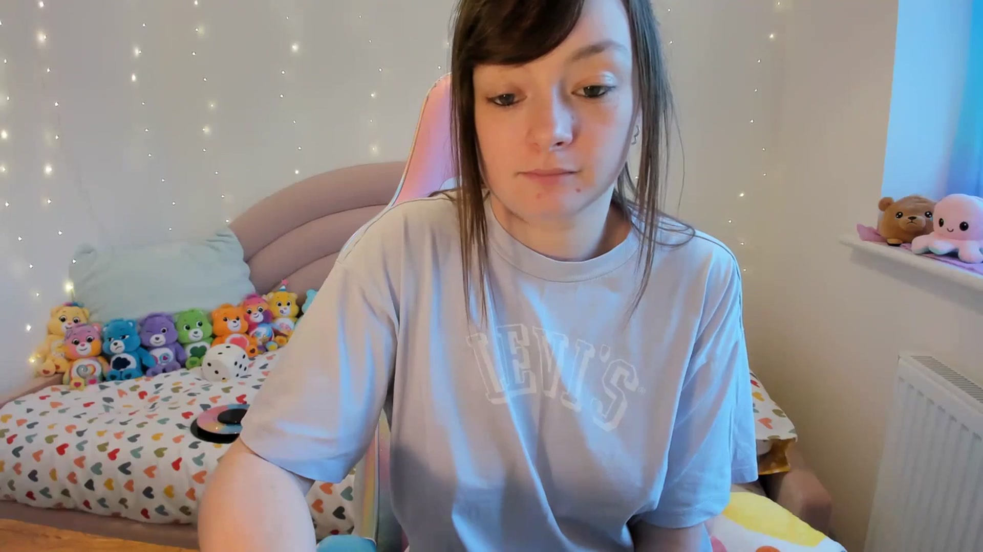 Gallery image thumbnail from JessieBear_'s myfreecams stream on, 03/01/2024, 18:03 image 10 of 20