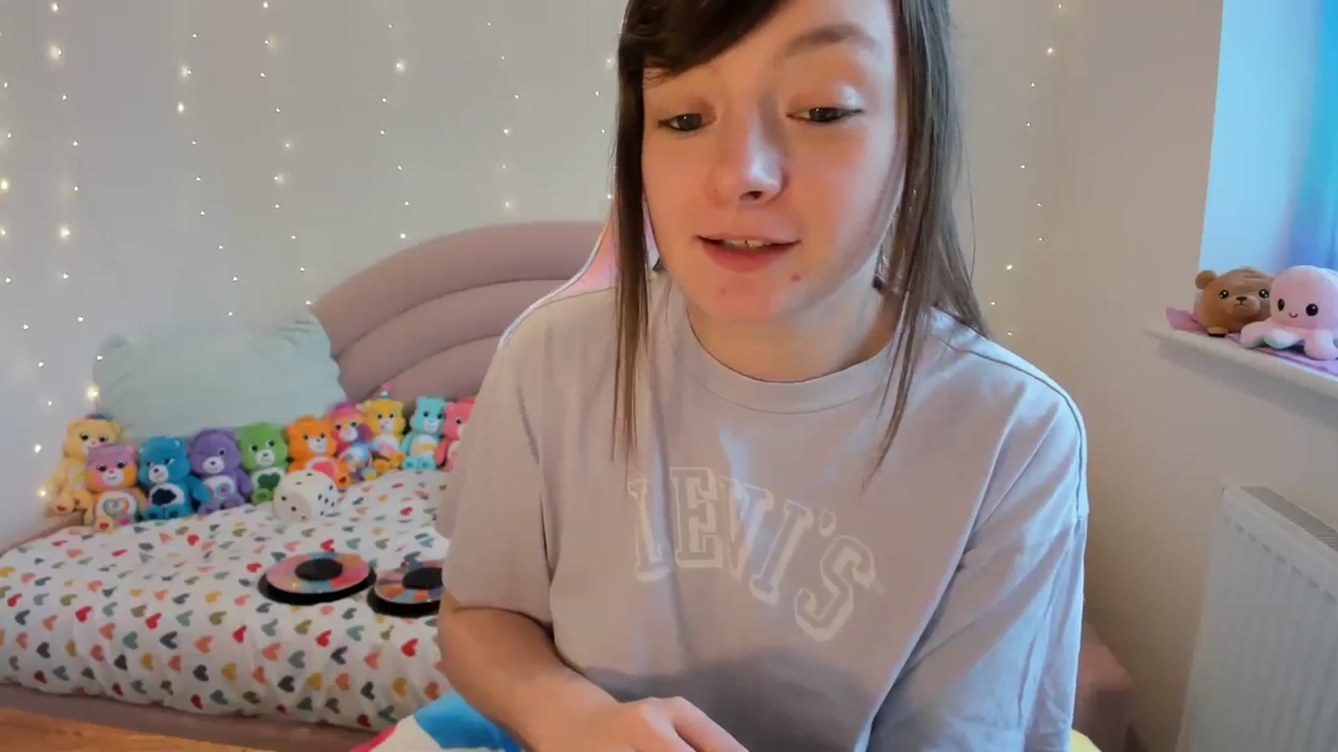 Gallery image thumbnail from JessieBear_'s myfreecams stream on, 03/01/2024, 18:03 image 5 of 20